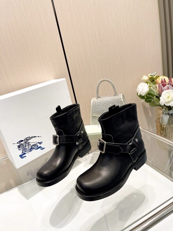 COCO-- 2ur25rry 81012871 Heel height：2.5CM sheepskin Tube height: 15cm tube circumference 28cm item:D-X281J1246